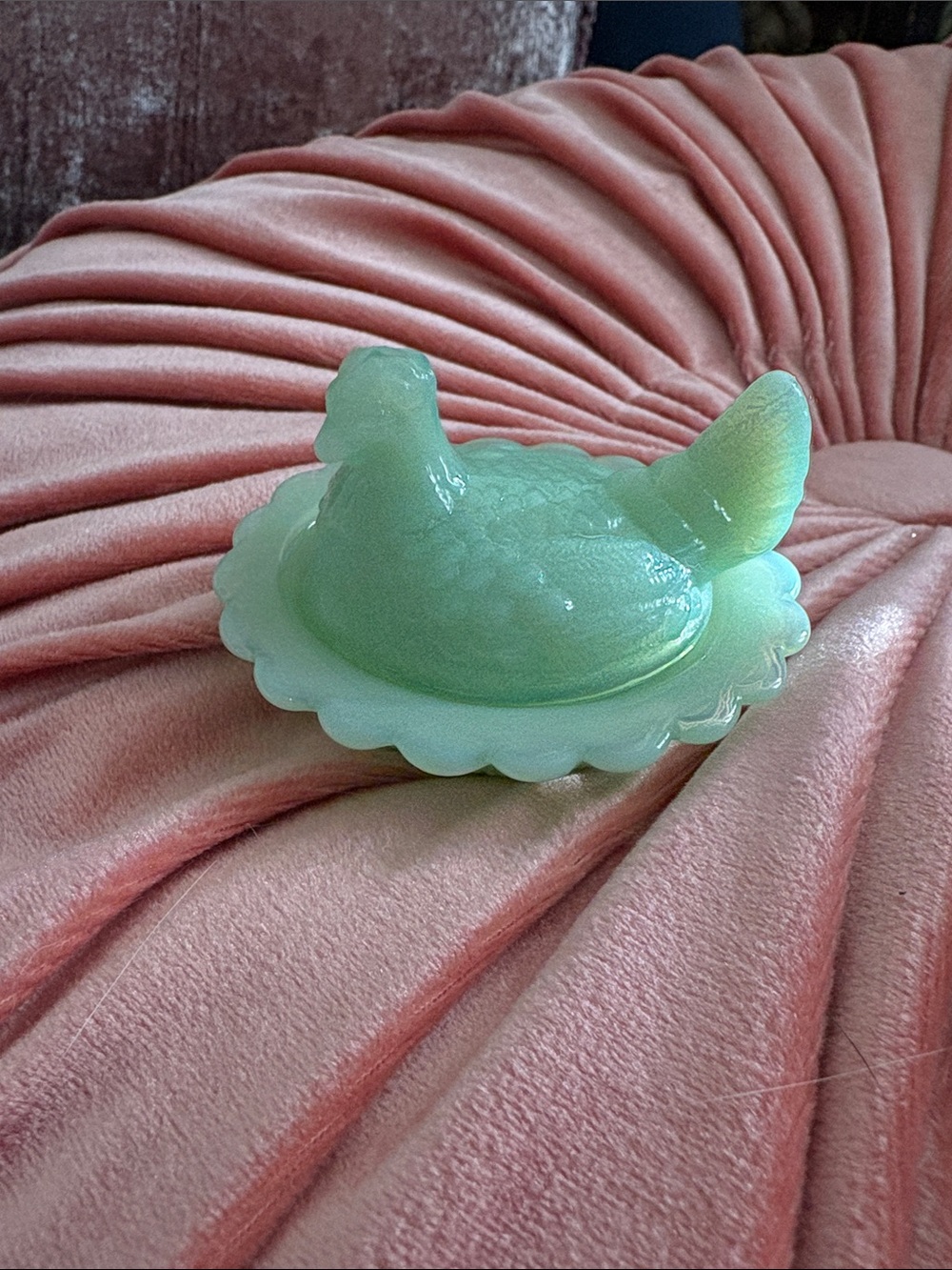 Vintage jadeite Green Glass Hen on Nest - miniatures collectible holder with lid